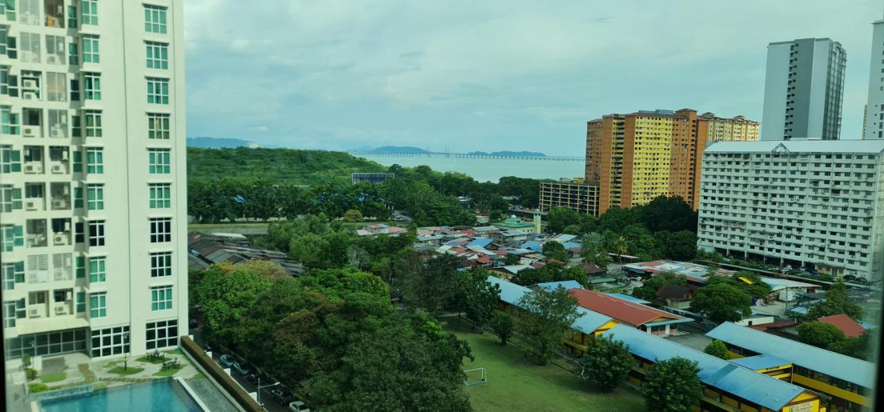 Straits Garden Suites By Yen'S Sojourn George Town Extérieur photo